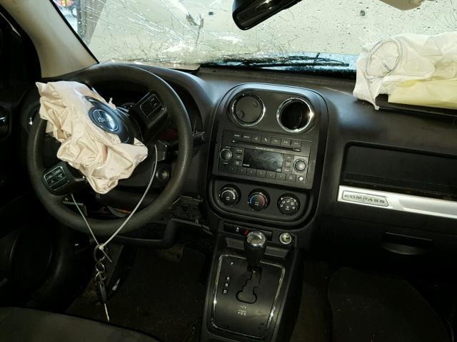 1C4NJCBA5GD518716 - 2016 JEEP COMPASS SP WHITE photo 9