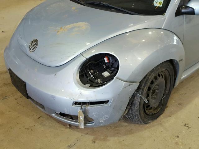 3VWPW3AGXAM009083 - 2010 VOLKSWAGEN NEW BEETLE 银色 照片 9