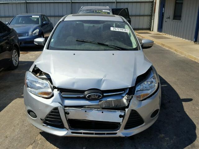 1FADP3F2XEL277743 - 2014 FORD FOCUS SE SILVER photo 9