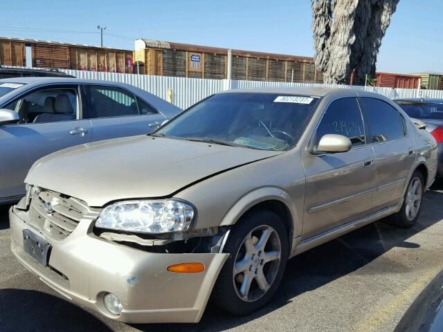 JN1DA31D82T402631 - 2002 NISSAN MAXIMA GLE BEIGE photo 2