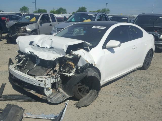 JTKDE167780272644 - 2008 TOYOTA SCION TC WHITE photo 2