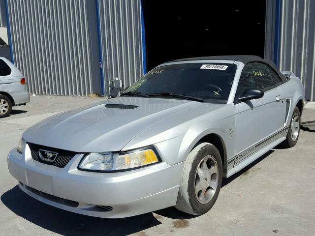 1FAFP4449YF314349 - 2000 FORD MUSTANG SILVER photo 2