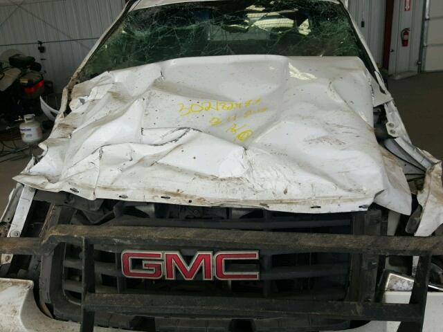 1GTHK79K29E103723 - 2009 GMC SIERRA K35 WHITE photo 7