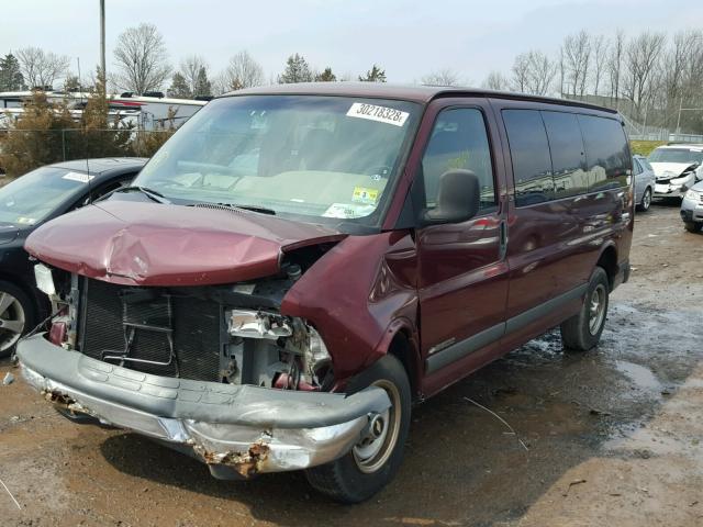 1GAGG25R721240326 - 2002 CHEVROLET EXPRESS G2 MAROON photo 2