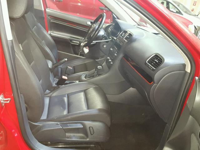 3VWPZ7AJ6BM610633 - 2011 VOLKSWAGEN JETTA S 红色 照片 5