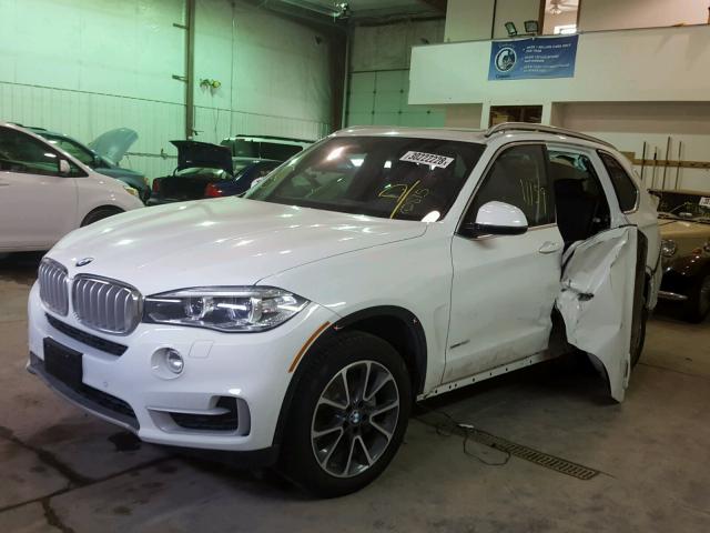 5UXKR0C31H0V70815 - 2017 BMW X5 XDRIVE3 WHITE photo 2