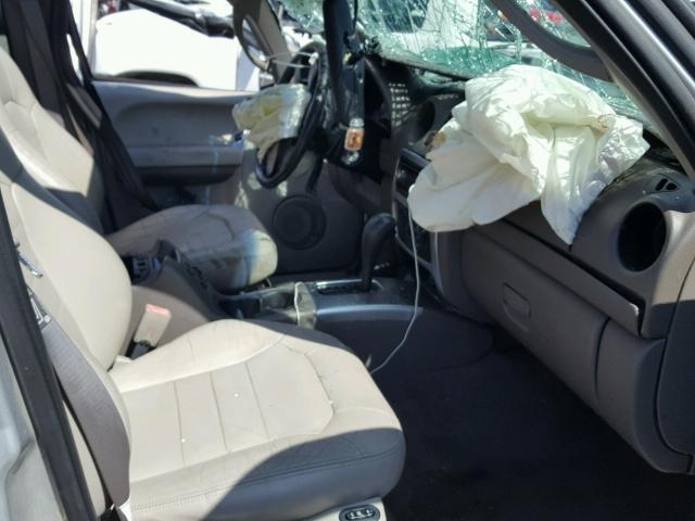 1J4GL58K73W670617 - 2003 JEEP LIBERTY LI SILVER photo 5