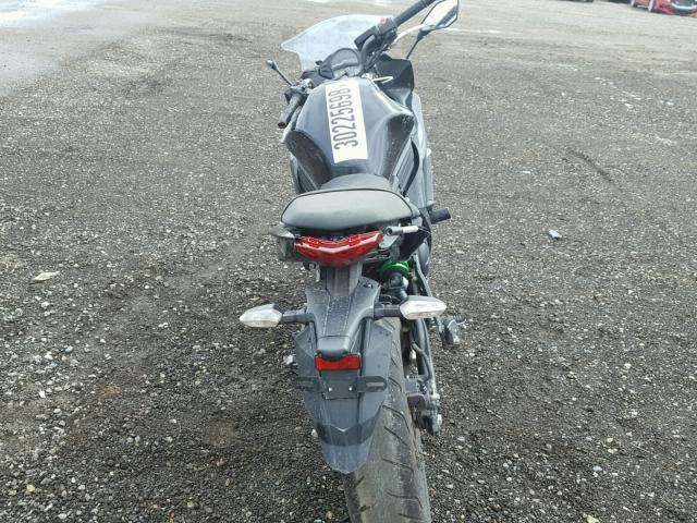 JKAEXEE16FDA17917 - 2015 KAWASAKI EX650 E TWO TONE photo 6