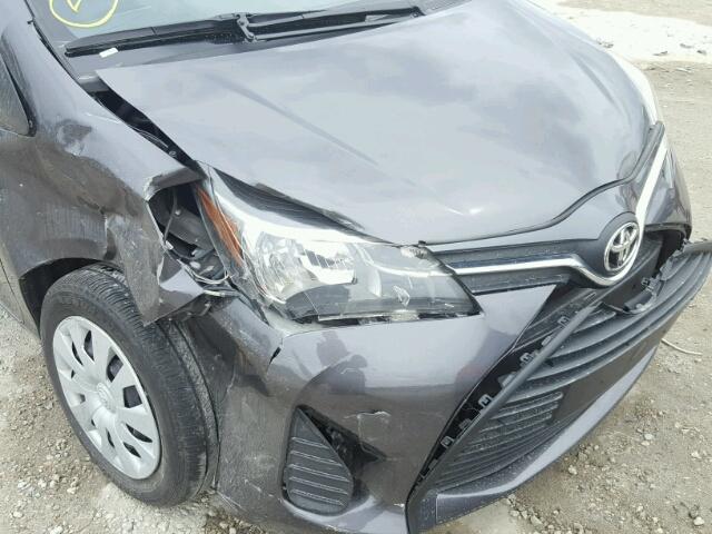 VNKKTUD35HA076404 - 2017 TOYOTA YARIS L GRAY photo 9