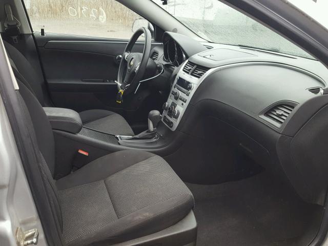 1G1ZC5E04CF211846 - 2012 CHEVROLET MALIBU 1LT SILVER photo 5