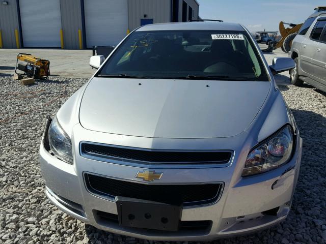 1G1ZC5E04CF211846 - 2012 CHEVROLET MALIBU 1LT SILVER photo 9
