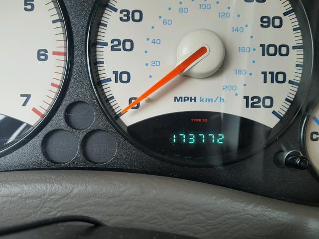 1J4GK48K94W197284 - 2004 JEEP LIBERTY SP GREEN photo 8