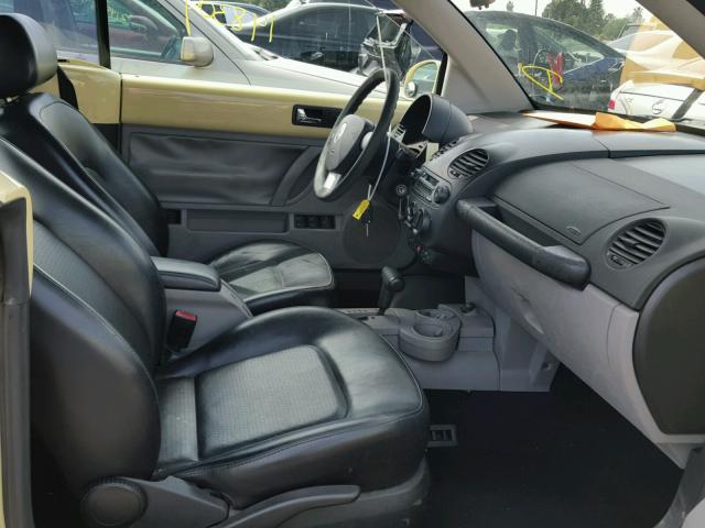 3VWCK21Y43M311839 - 2003 VOLKSWAGEN NEW BEETLE 黄色 照片 5