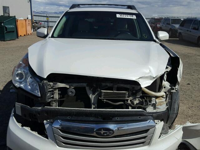 4S4BRBKC6A3335146 - 2010 SUBARU OUTBACK 2. WHITE photo 9