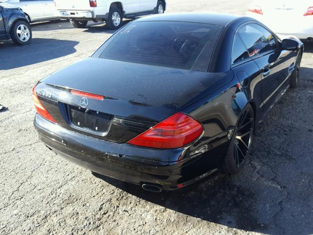 WDBSK75F13F017043 - 2003 MERCEDES-BENZ SL 500R BLACK photo 4
