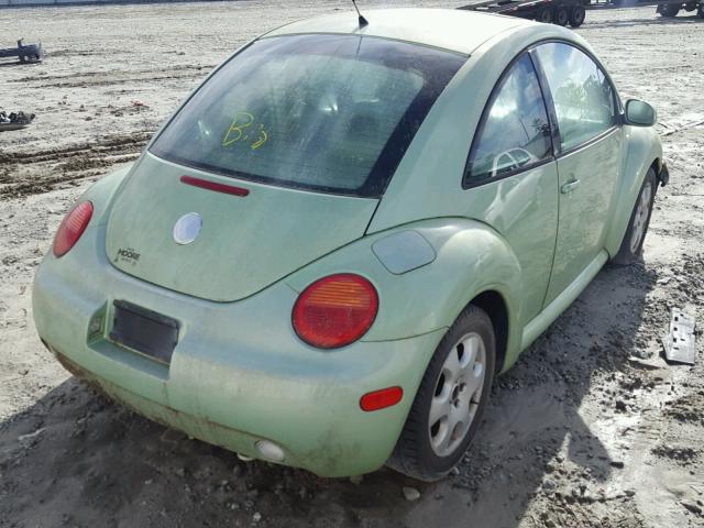 3VWCB21C62M437610 - 2002 VOLKSWAGEN NEW BEETLE GREEN photo 4