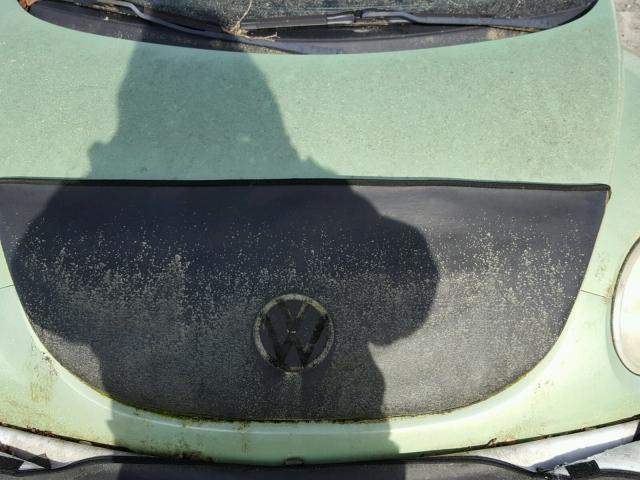 3VWCB21C62M437610 - 2002 VOLKSWAGEN NEW BEETLE 绿色 照片 7