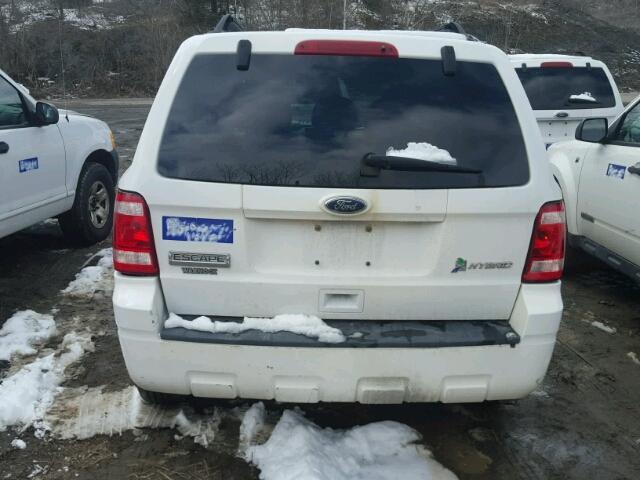 1FMCU5K39BKA45043 - 2011 FORD ESCAPE HYB WHITE photo 9