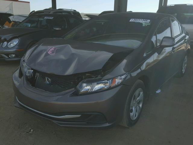 19XFB2F52DE049121 - 2013 HONDA CIVIC LX GRAY photo 2