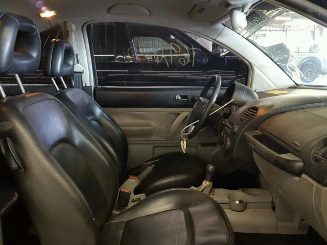 3VWCA21C9XM442293 - 1999 VOLKSWAGEN NEW BEETLE 黑色 照片 5