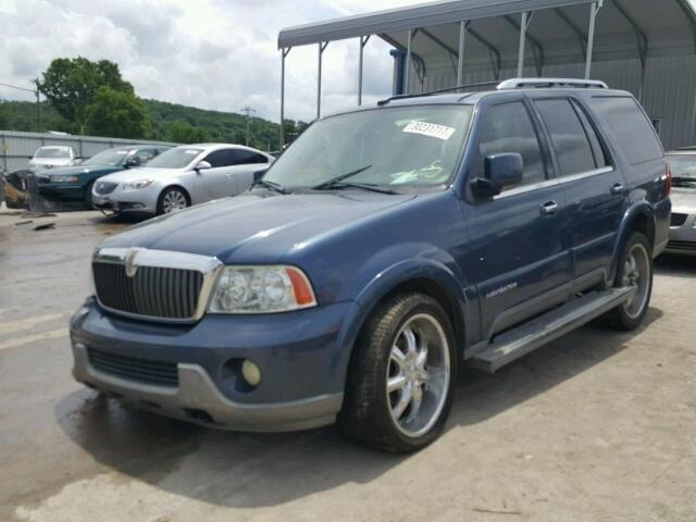 5LMFU28R93LJ39469 - 2003 LINCOLN NAVIGATOR BLUE photo 2