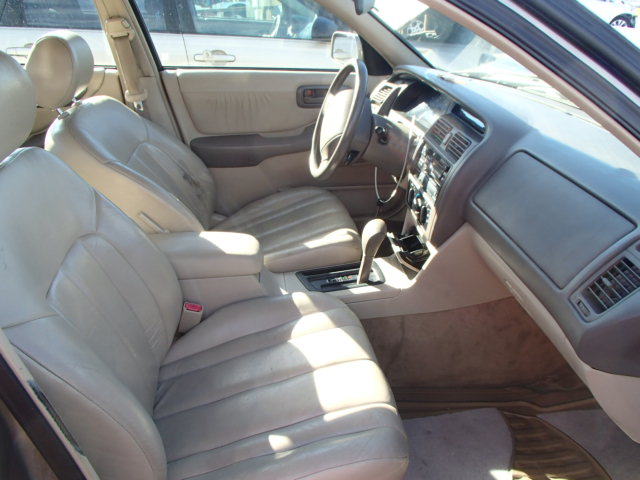 4T1BF18B0XU328424 - 1999 TOYOTA AVALON XL BEIGE photo 5