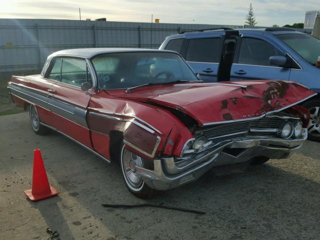 626M12276 - 1962 OLDSMOBILE STARFIRE RED photo 1