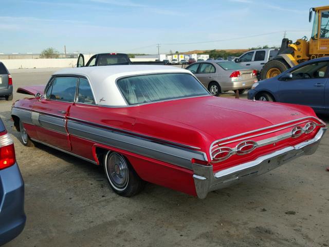 626M12276 - 1962 OLDSMOBILE STARFIRE RED photo 3