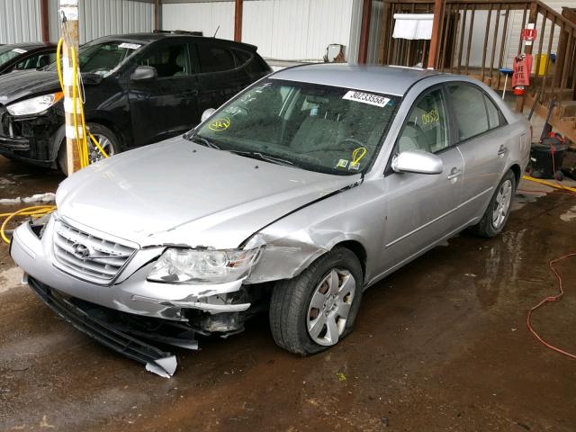 5NPET4AC0AH585843 - 2010 HYUNDAI SONATA GLS SILVER photo 2