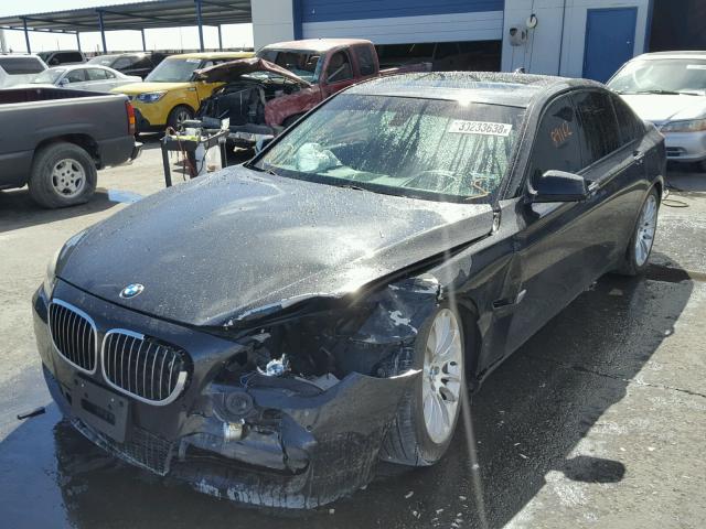 WBAKA8C51BCY36426 - 2011 BMW 750 CHARCOAL photo 2