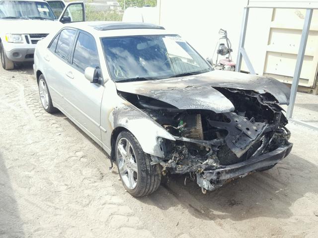 JTHBD192720063170 - 2002 LEXUS IS 300 SILVER photo 1