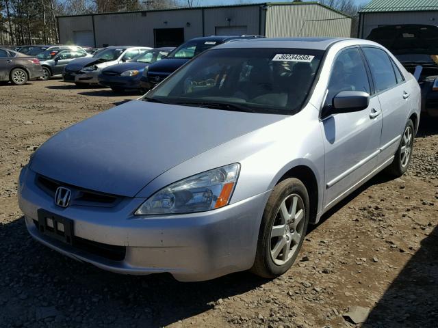 1HGCM66525A001824 - 2005 HONDA ACCORD EX SILVER photo 2