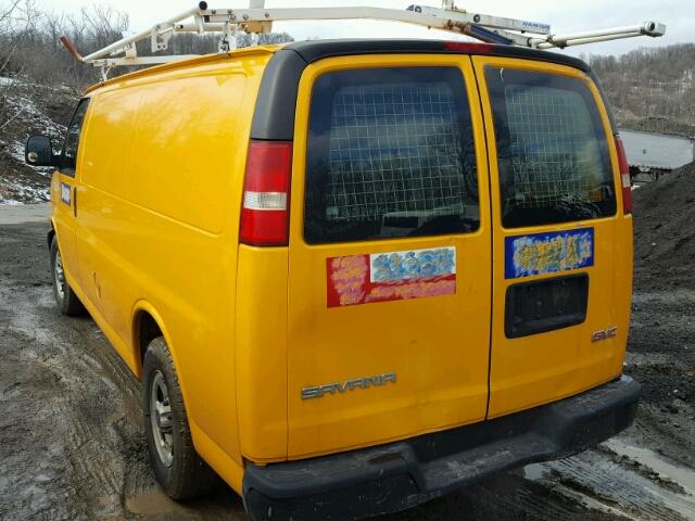 1GTFG15X441229007 - 2004 GMC SAVANA G15 YELLOW photo 3