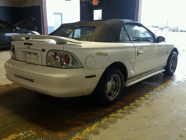 1FALP4442RF212301 - 1994 FORD MUSTANG WHITE photo 4