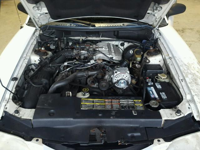 1FALP4442RF212301 - 1994 FORD MUSTANG WHITE photo 7