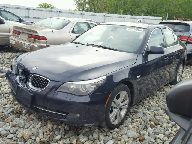 WBANV13589C153111 - 2009 BMW 528 XI BLACK photo 2