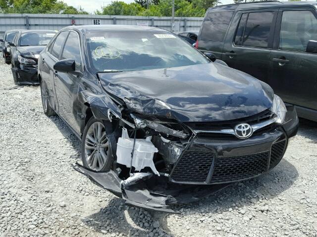 4T1BF1FK4GU218902 - 2016 TOYOTA CAMRY LE შავი ფოტო 1