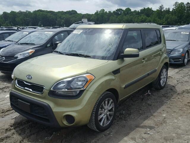 KNDJT2A61C7400882 - 2012 KIA SOUL + GREEN photo 2