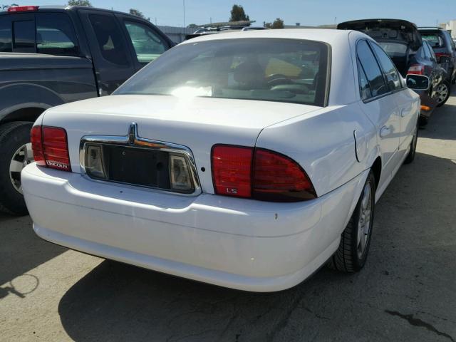 1LNHM86SXYY930916 - 2000 LINCOLN LS WHITE photo 4