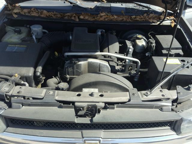 1GNDT13SX62214817 - 2006 CHEVROLET TRAILBLAZE SILVER photo 7