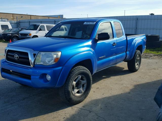 5TETU62N68Z507963 - 2008 TOYOTA TACOMA PRE BLUE photo 2