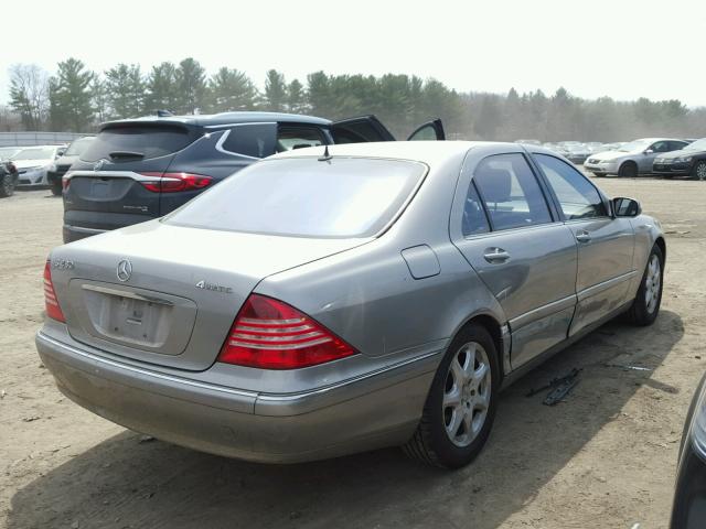 WDBNG83J15A444010 - 2005 MERCEDES-BENZ S 430 4MAT GRAY photo 4