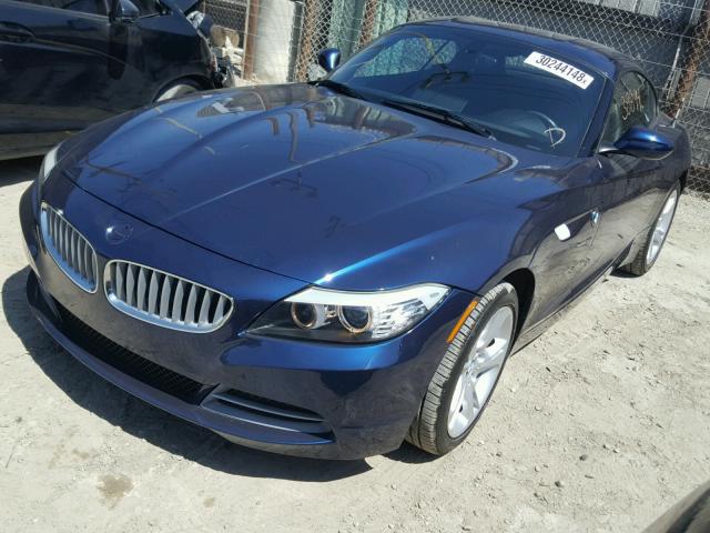 WBALM7C50CE385033 - 2012 BMW Z4 SDRIVE3 BLUE photo 2