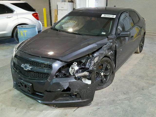 1G11B5SA7DF349993 - 2013 CHEVROLET MALIBU LS ნაცრისფერი ფოტო 2