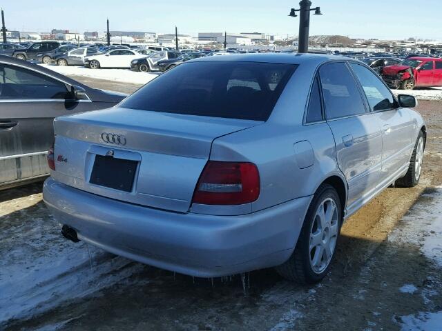 WAUDD68DXYA059348 - 2000 AUDI S4 2.7 QUA SILVER photo 4