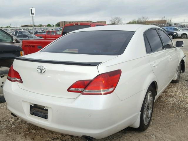 4T1BK36B56U151037 - 2006 TOYOTA AVALON XL WHITE photo 4