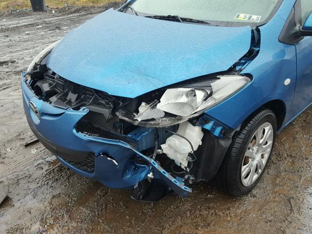 JM1DE1HZ8B0129988 - 2011 MAZDA MAZDA2 BLUE photo 9