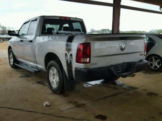 1D3HB18P09S787299 - 2009 DODGE RAM 1500 SILVER photo 3