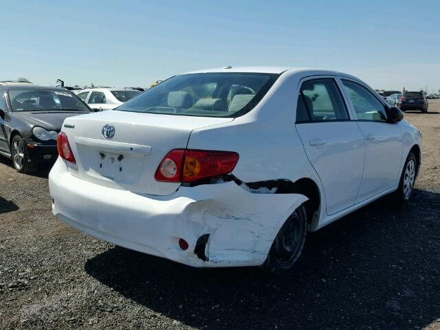 1NXBU40E69Z033960 - 2009 TOYOTA COROLLA BA WHITE photo 4