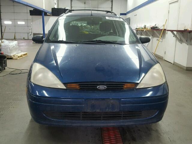 1FAFP36PXYW154564 - 2000 FORD FOCUS SE BLUE photo 9